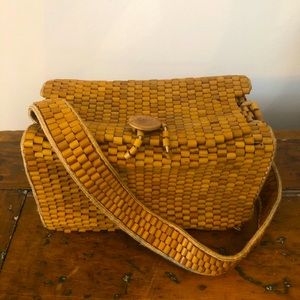 AUTHENTIC VINTAGE “OCCUPIED JAPAN” HANDBAG CIRCA 1940s